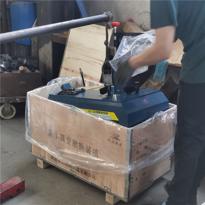 輪胎扒胎機(jī)教程中準(zhǔn)備工作都有
