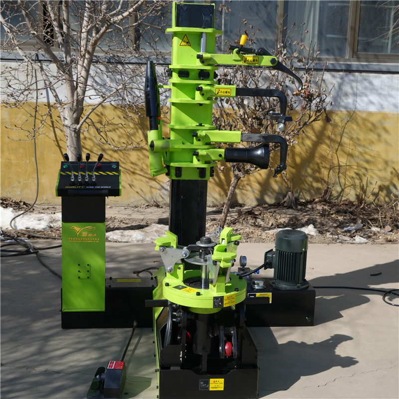 什么原因造成的小型臥式扒胎機(jī)