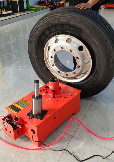 拆胎機