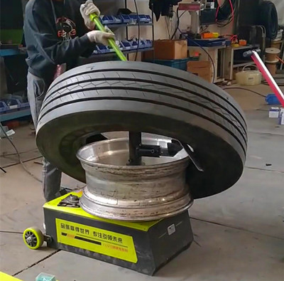 拆胎機(jī)